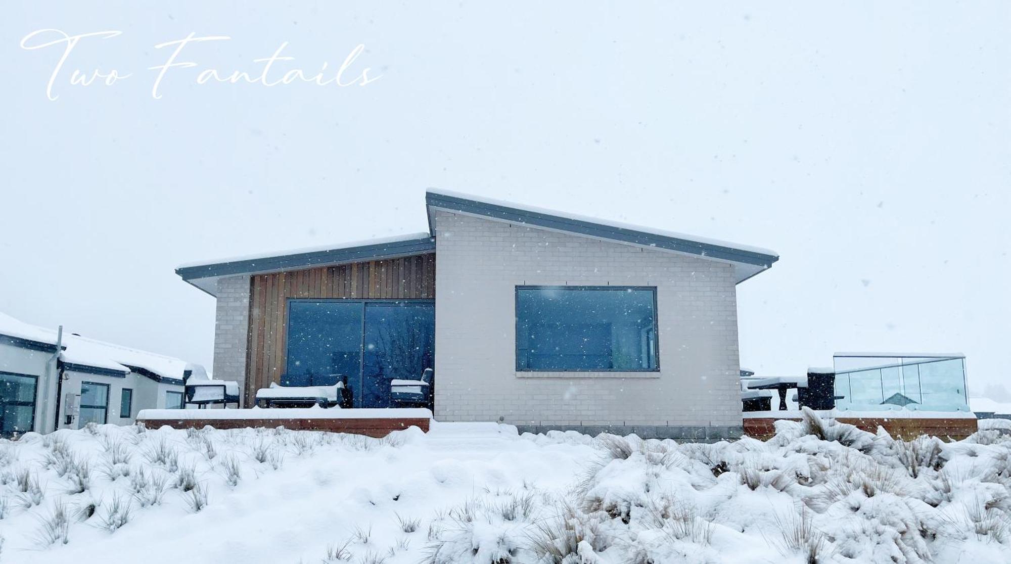 Two Fantails - Mountain Views Villa Lake Tekapo Exterior photo